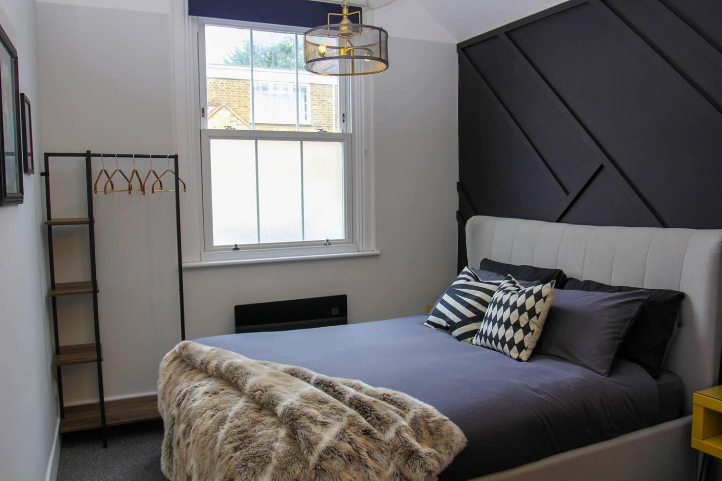 Studio-Sleeps 4-10 Min H Potter-17 Min London Watford  Exterior foto